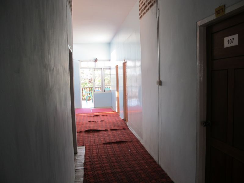 joy-inn-hotel-inle-lake07